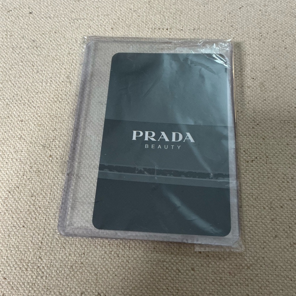 Prada White and Black Card Games Collection - Picture 2 of 3